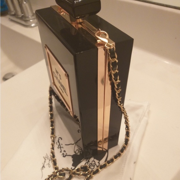 Just to share!!!!GORGEOUS COLLECTORS HANDBAG. - Picture 12 of 12